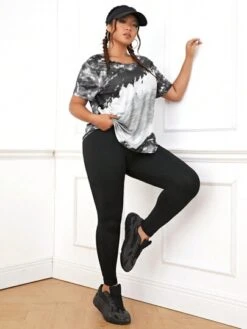 Yoga Basic Plus Tie Dye Sports Tee & Leggings -Sculptive Wear 168613245748d815b8043a169aaa92bf941cbe4caa thumbnail 405x552