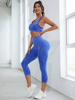 Seamless High Stretch Sports Bra & Leggings -Sculptive Wear 1688478088a63a8ce4f29b047bc784cb773a7ed16f thumbnail 405x552