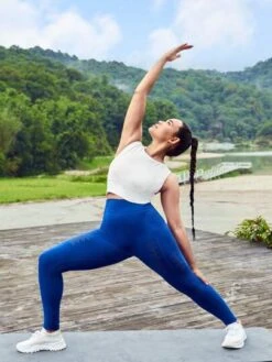 SHEIN Leisure Plus Solid Sports Bra -Sculptive Wear 1688630711e9946c628cdb51216bfb735db75b7940 thumbnail 405x552