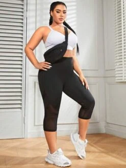 Plus Contrast Mesh Capri Sports Leggings -Sculptive Wear 1688718472028a9f0fb671713b910d9c2ac4a4e00f thumbnail 405x552