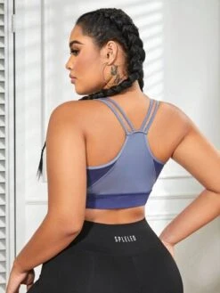 Plus Medium Support Contrast Panel Sports Bra