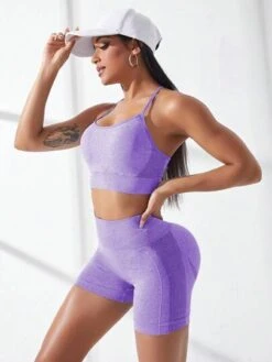 Seamless Solid Bra With Biker Shorts Sports Set