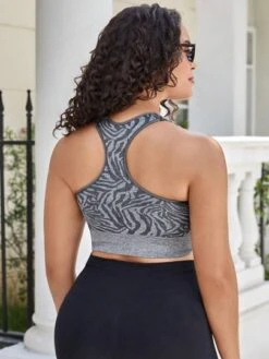 Plus Graphic Print Racer Back Sports Bra