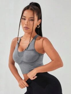 Seamless High Stretch Racer Back Sports Tank Top -Sculptive Wear 1689846192a353e0585e0f70fa1f0511abcf225964 thumbnail 405x552