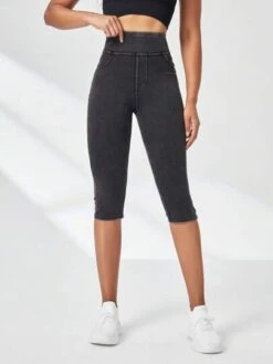 High Stretch Wide Waistband Capri Sports Leggings -Sculptive Wear 16901568276aefef09ebfb2be630d5bd43d3d5bc42 thumbnail 405x552