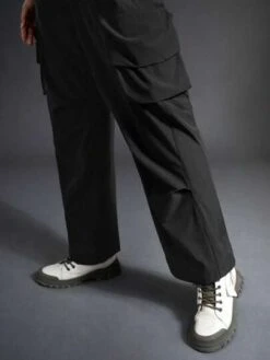 SHEIN In My Nature Women's Outdoor Waterproof Splash-proof Reflective Logo Print Multi-pocket Elastic Waist Fashion Hiking Pants With Adjustable Waist -Sculptive Wear 169028078864f03e3ba0d48b90b5d7cd866eb72fb3 thumbnail 405x552