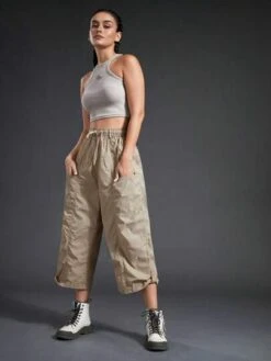 SHEIN In My Nature Women's Outdoor Wrinkle-fabric 3/4 Length Anti-splash Multi-pocket Pants -Sculptive Wear 1690281281ebcdf62f2369b54b28f0251a2a05a46e thumbnail 405x552