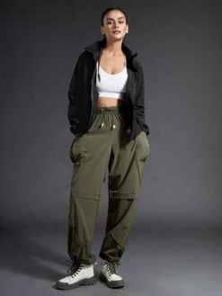 SHEIN In My Nature Urban Outdoor Waterproof Detachable Stylish Multifunctional Jacket -Sculptive Wear 1690429241056a70e4488441435354dcd7dcadcddb thumbnail 405x552