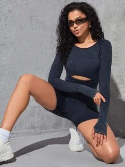 Cut Out Front Thumb Holes Sports Set -Sculptive Wear 1690436657ff3d93d3a475c129d26201231675e0be thumbnail 405x552