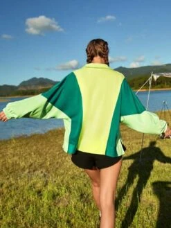 SHEIN In My Nature American Vintage Style Color Block Loose Fit Sweatshirt