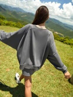 SHEIN In My Nature Women's Outdoor Super Oversized Comfortable Soft Stylish Sweatshirt