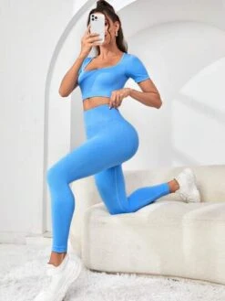 Seamless High Stretch Sports Set -Sculptive Wear 16904627119bf6e73f6308f1c1eea7bee34851378f thumbnail 405x552