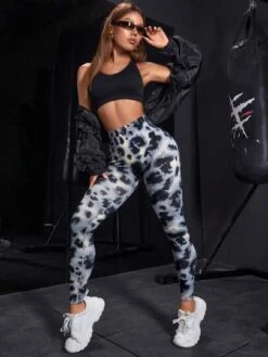 Allover Print Wide Waistband Sports Leggings -Sculptive Wear 16907673415731366473c7c5e1c859f0263704b90b thumbnail 405x552