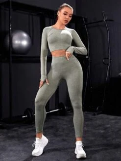 Seamless Sports Set -Sculptive Wear 16915684921a23c3241f6e2a3f15bf59b24ea1ae55 thumbnail 405x552